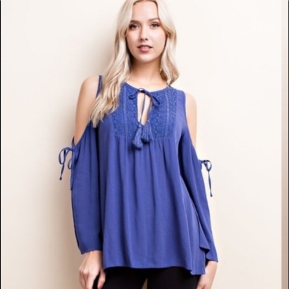 🦋last one Boho cold shoulder top🦋 - Picture 1 of 5